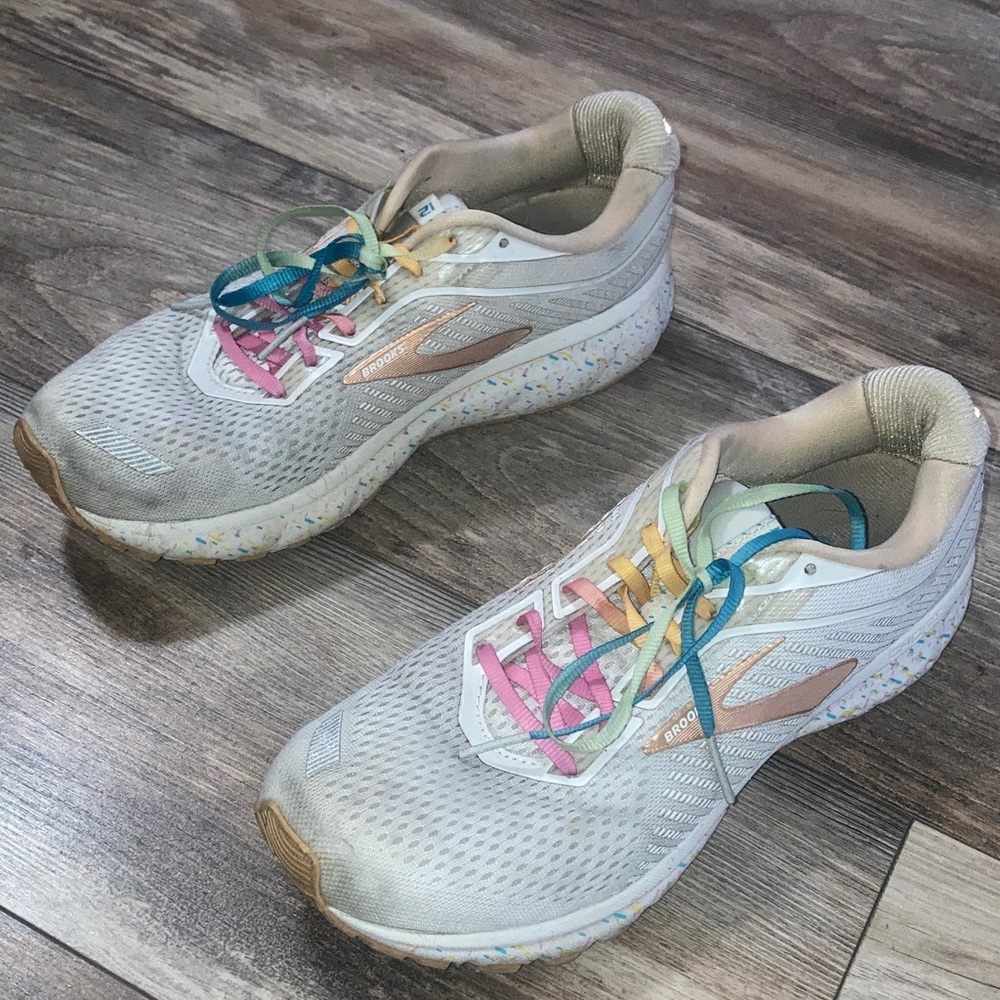 Brooks Women’s Ghost 12 Running Shoes Size 11.5